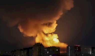 RÚSSIA LARGA MAIOR ATAQUE AÉREO CONTRA A UCRÂNIA DESDE 2022