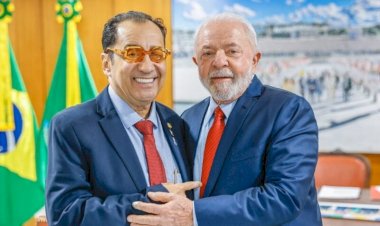 Jorge Kajuru mostra indignação com suspensão da implementação do Centro de Distribuição dos Correios em Anápolis