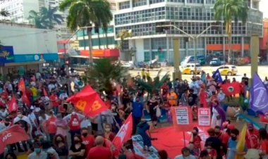 Sindicatos fazem ato em Goiânia por reajuste salarial de servidores públicos federais