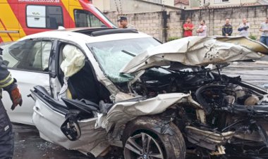 Grave acidente na avenida Marechal Rondon deixa três feridos na madrugada de Natal em Goiânia