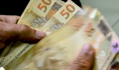 Salário mínimo será de R$ 1.518 a partir de janeiro de 2025, com reajuste acima da inflação