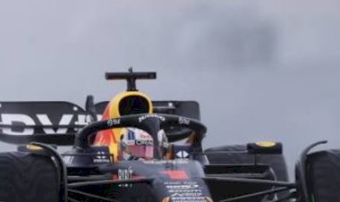 Verstappen vence corrida caótica sob chuva