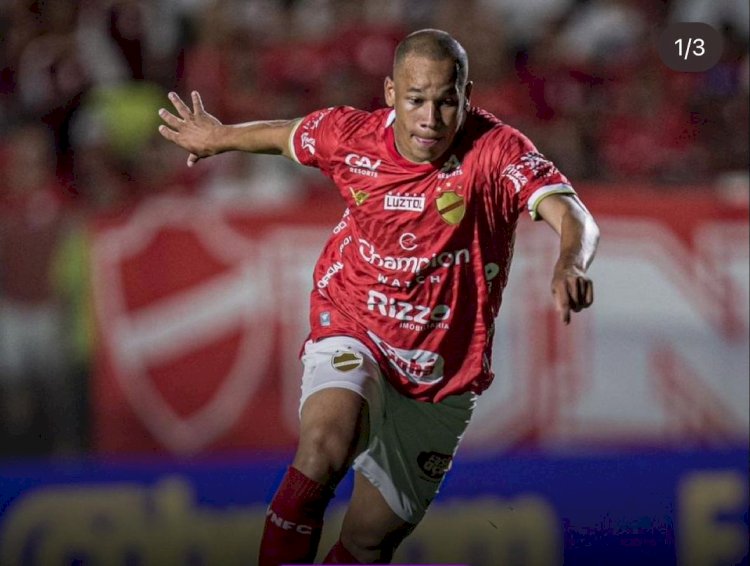 Caio Dantas deixa Vila Nova e acerta com Vitória