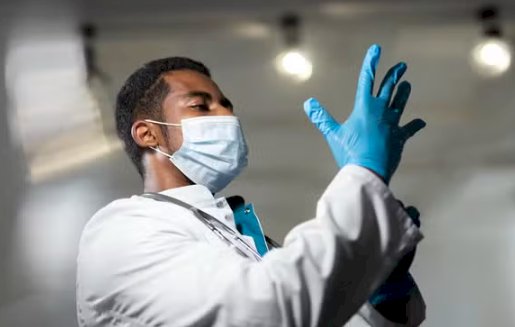 CFM questiona política de cotas em residências médicas; Ebserh defende ação afirmativa para ampliar inclusão